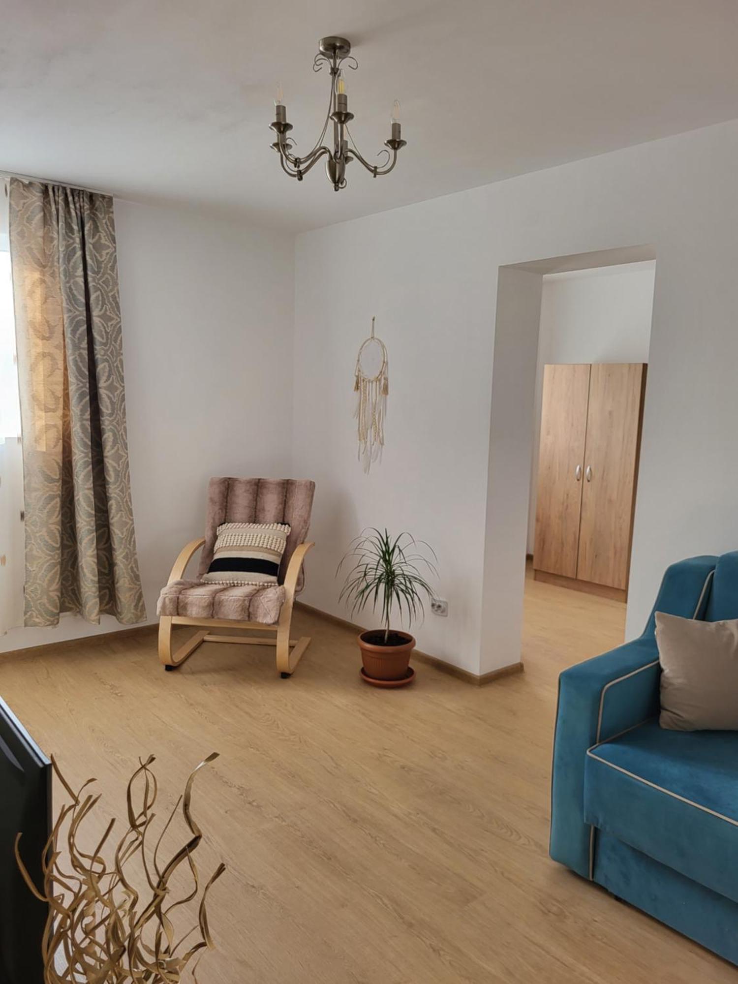 Studio Cristina Vajdahunyad Kültér fotó